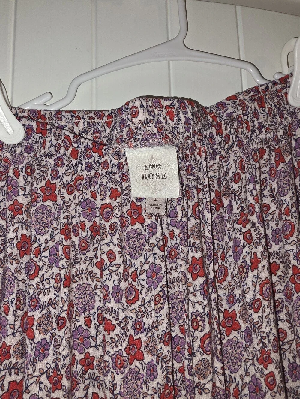 Knox Rose Beautiful Bohemian Floral Tiered Maxi Skirt in Red and Purple NWOT L